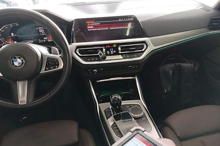 Used BMW 3 Series 2022 330Li xDrive M Sport Night Edition Package Audio And AC Panel