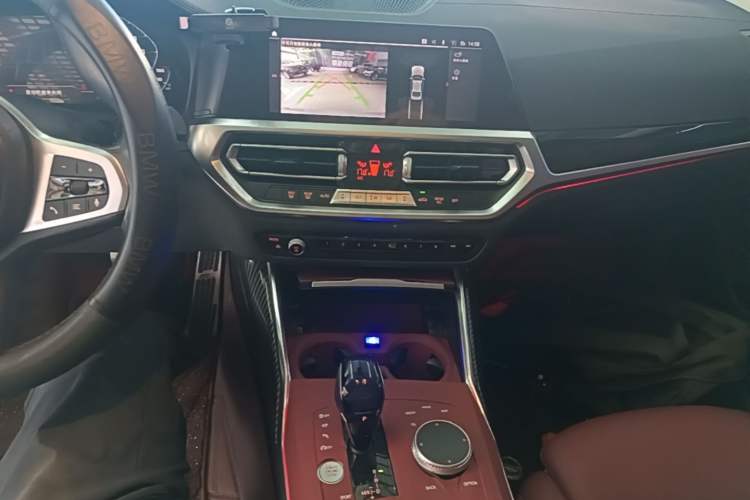 Used BMW 3 Series 2022 320Li M Sport Package Audio And AC Panel