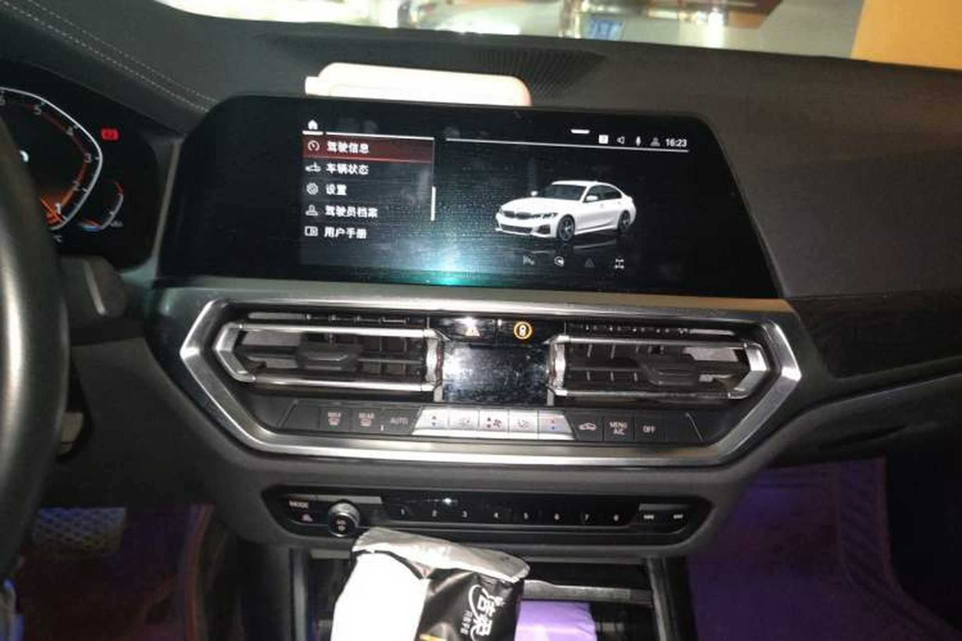 Used BMW 3 Series 2022 325i M Sport Package Audio And AC Panel