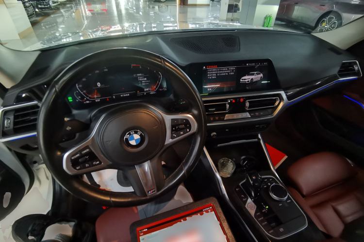 Used BMW 3 Series 2022 Updated 325Li M Sport Package Center Console