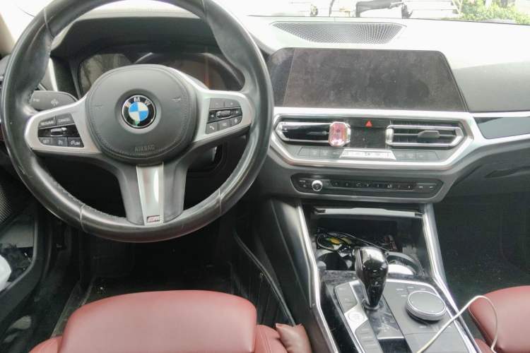 Used BMW 3 Series 2022 320Li M Sport Package Center Console