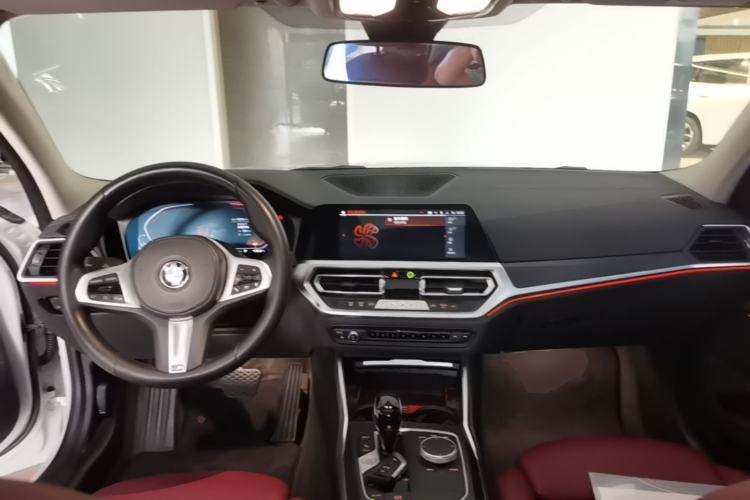 Used BMW 3 Series 2022 325i M Sport Package Center Console