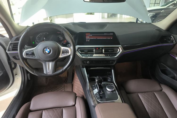 Used BMW 3 Series 2022 325Li M Sport Package Center Console