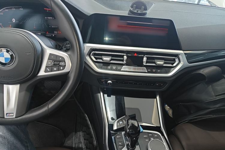 Used BMW 3 Series 2022 Restyled 320Li M Sport Package Center Console