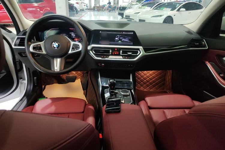 Used BMW 3 Series 2022 320Li M Sport Package Center Console