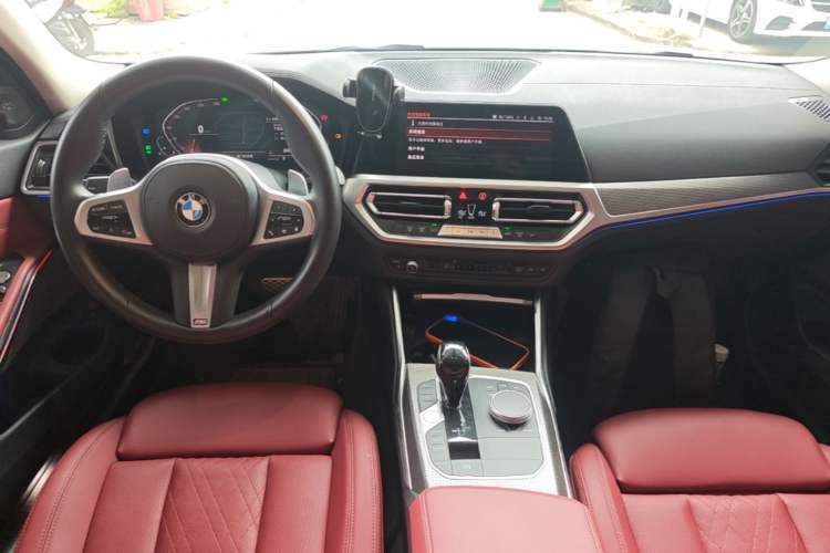 Used BMW 3 Series 2022 325Li M Sport Night Edition Package Center Console