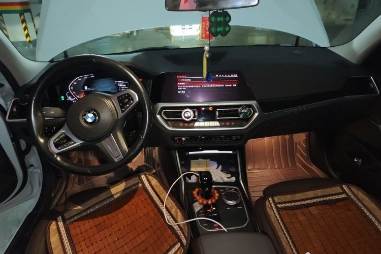 Used BMW 3 Series 2022 325Li M Sport Package Center Console