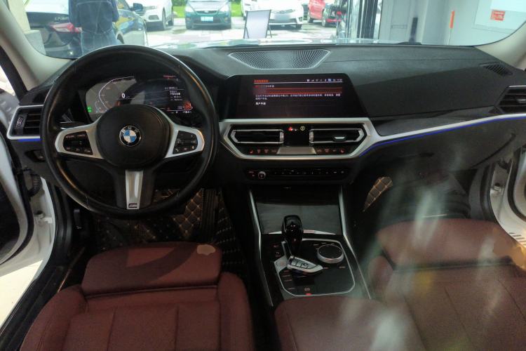 Used BMW 3 Series 2022 325Li M Sport Package Center Console