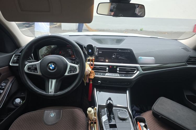 Used BMW 3 Series 2022 325Li M Sport Package Center Console
