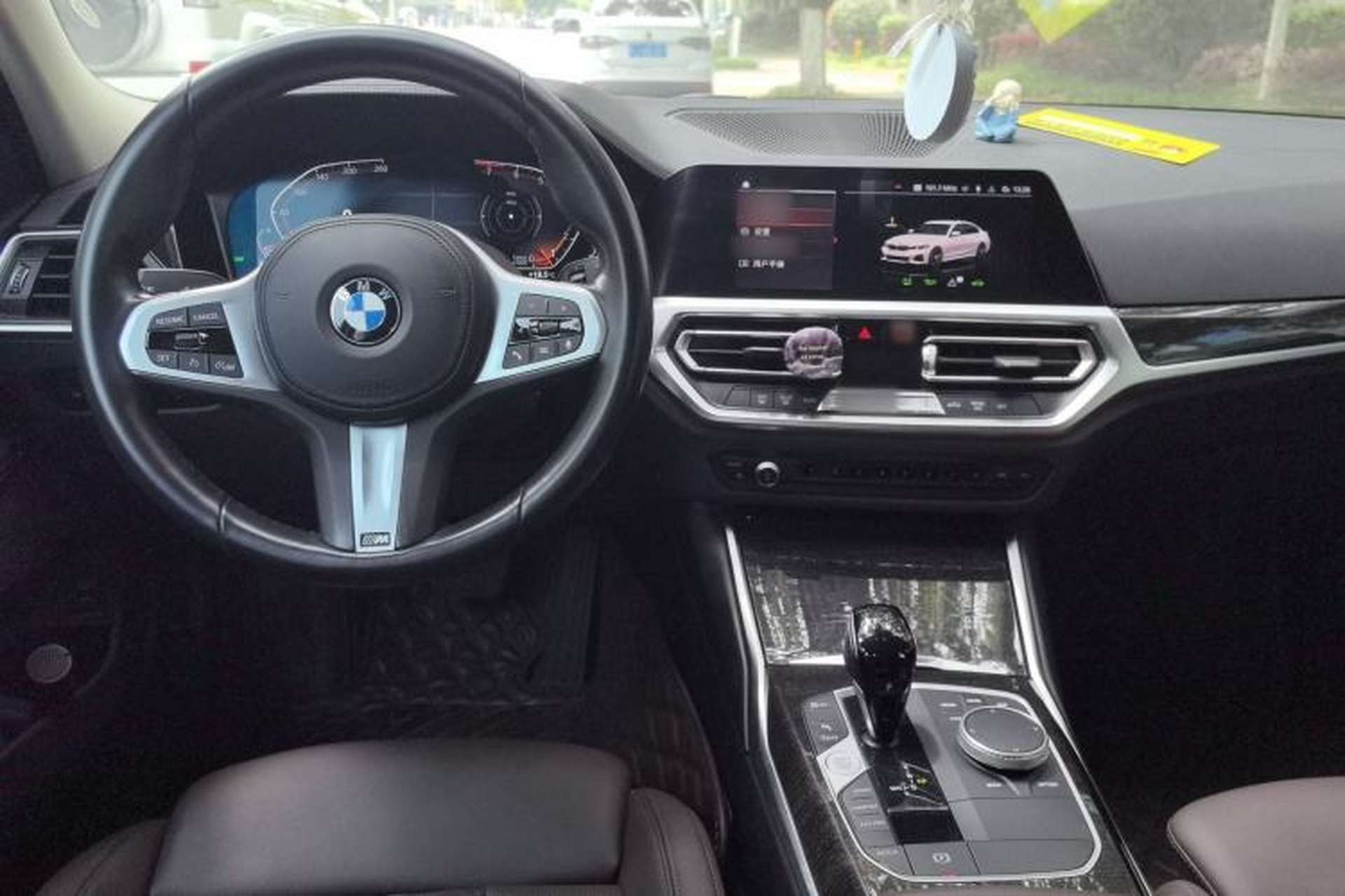 Used BMW 3 Series 2022 325Li M Sport Package Center Console