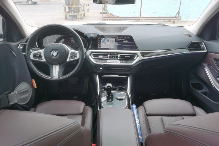 Used BMW 3 Series 2022 325Li M Sport Package Center Console