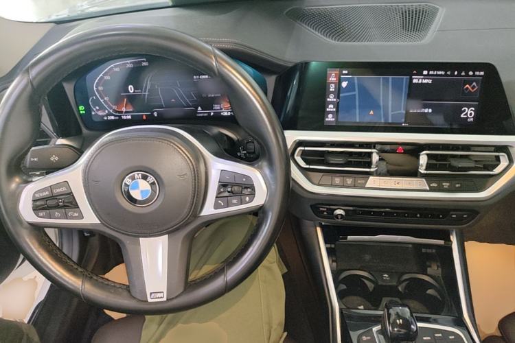 Used BMW 3 Series 2022 Restyled 320Li M Sport Package Center Console