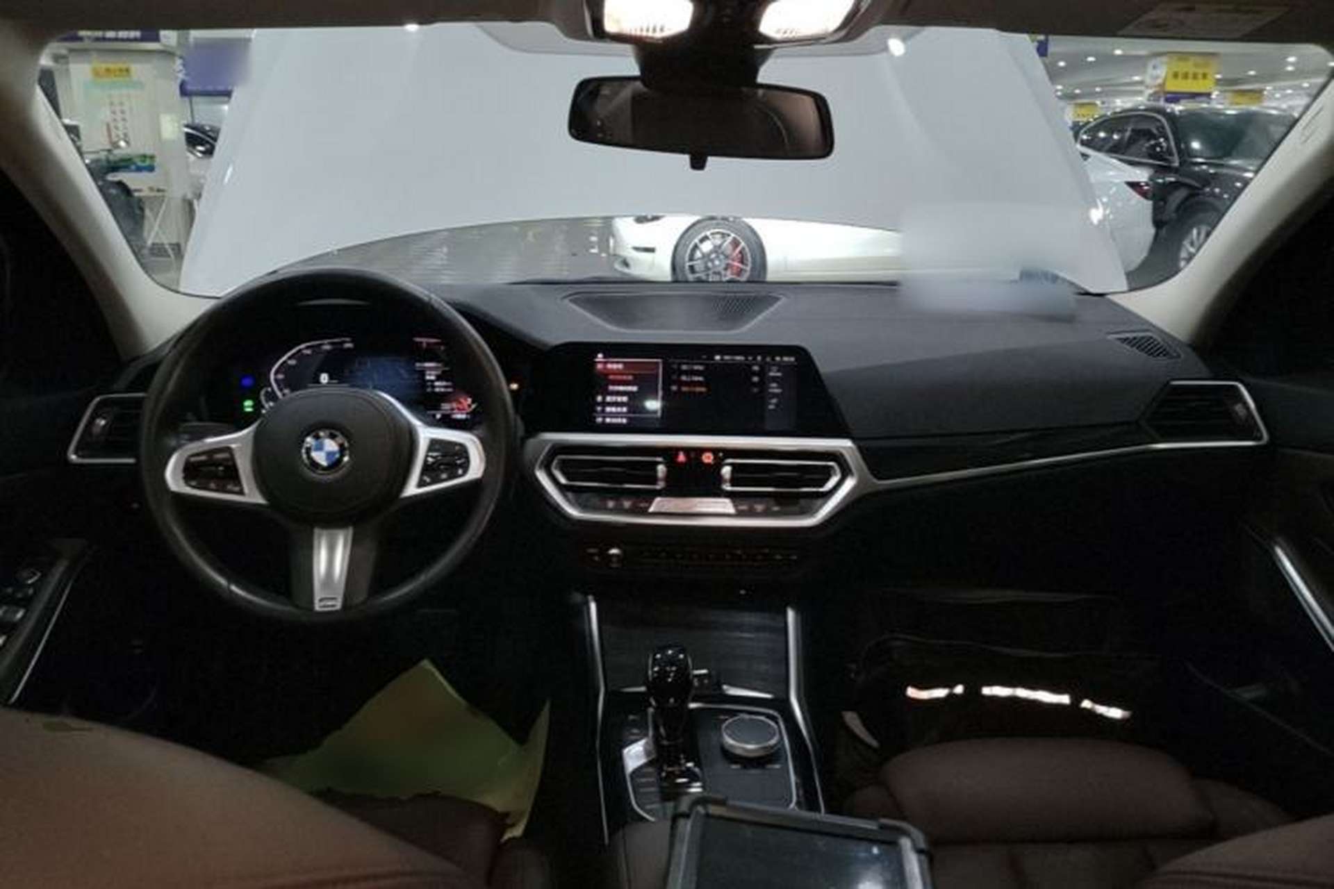 Used BMW 3 Series 2022 325Li M Sport Package Center Console