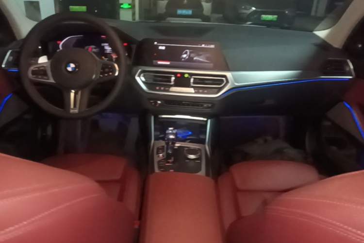 Used BMW 3 Series 2022 325i M Sport Night Edition Package Center Console