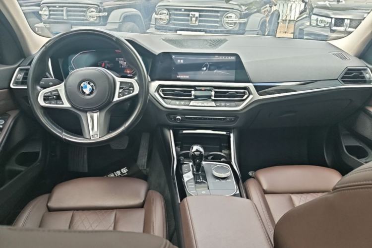 Used BMW 3 Series 2022 320Li M Sport Package Center Console