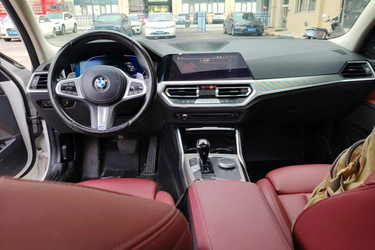Used BMW 3 Series 2022 325Li M Sport Night Edition Package Center Console