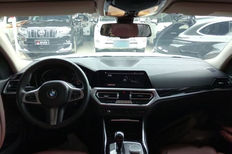Used BMW 3 Series 2022 320Li M Sport Package Center Console