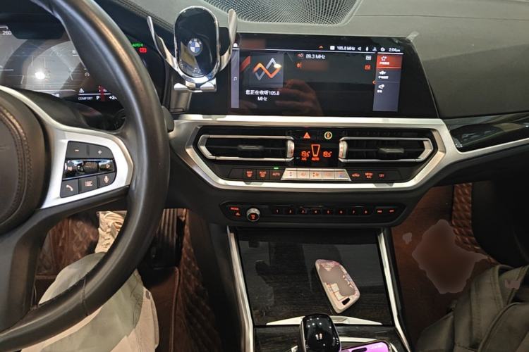 Used BMW 3 Series 2022 325Li M Sport Package Center Console