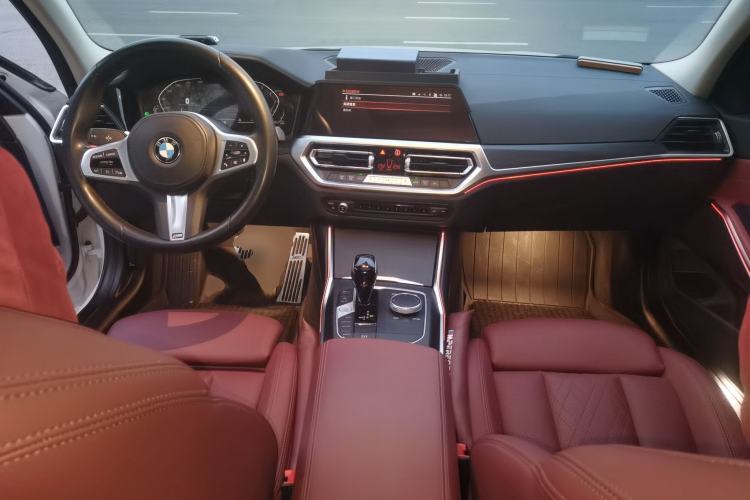 Used BMW 3 Series 2022 Updated 325i M Sport Package Center Console