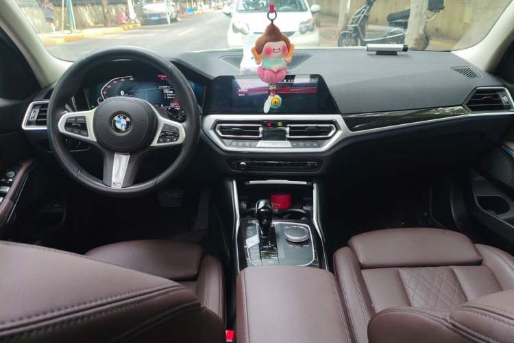 Used BMW 3 Series 2022 Updated 325Li M Sport Package Center Console