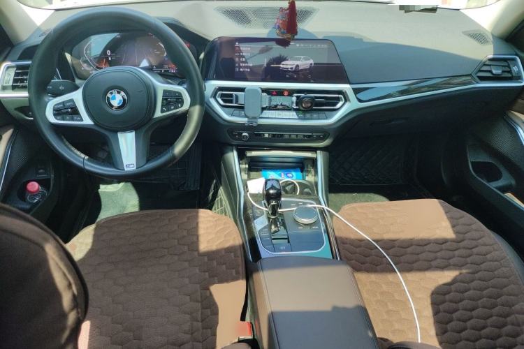 Used BMW 3 Series 2022 Updated 325Li M Sport Package Center Console