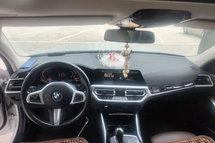 Used BMW 3 Series 2022 320Li M Sport Package Center Console