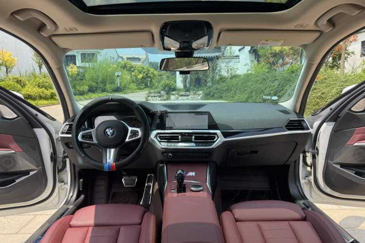 Used BMW 3 Series 2022 320Li M Sport Package Center Console