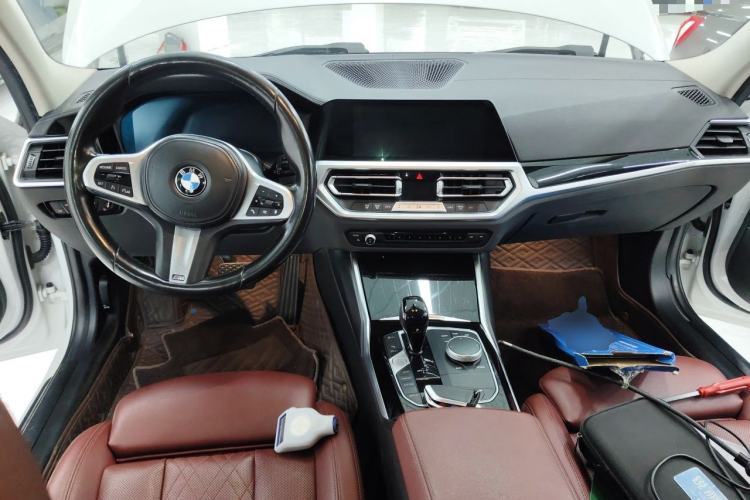Used BMW 3 Series 2022 320Li M Sport Package Center Console