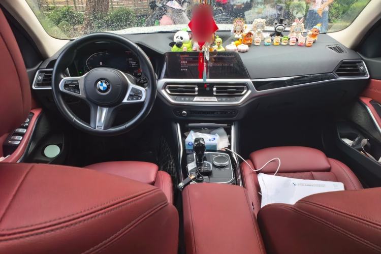 Used BMW 3 Series 2022 Restyled 320Li M Sport Package Center Console