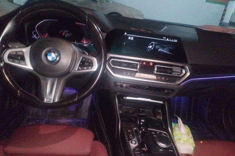Used BMW 3 Series 2022 325i M Sport Package Center Console