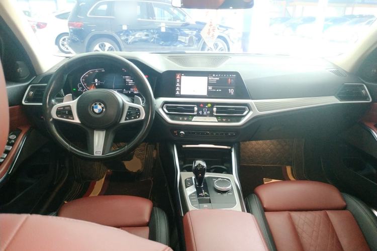 Used BMW 3 Series 2022 325i M Sport Night Edition Package Center Console