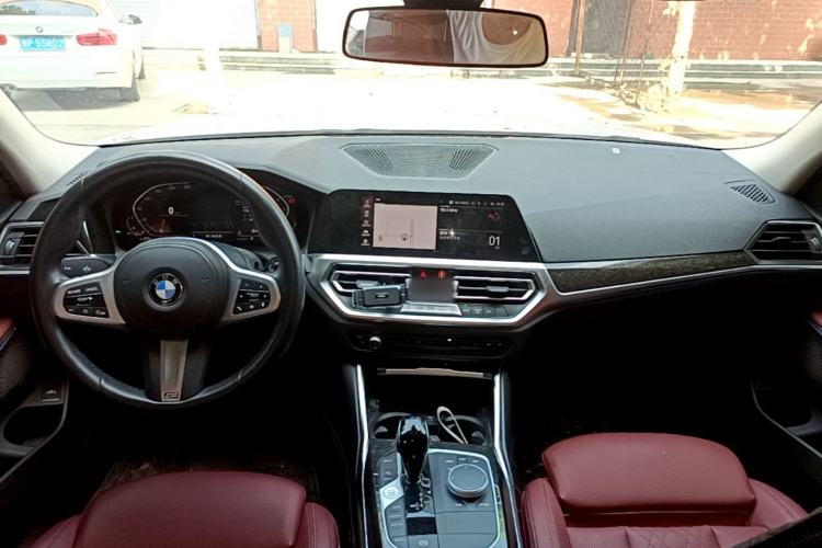 Used BMW 3 Series 2022 325Li M Sport Package Center Console