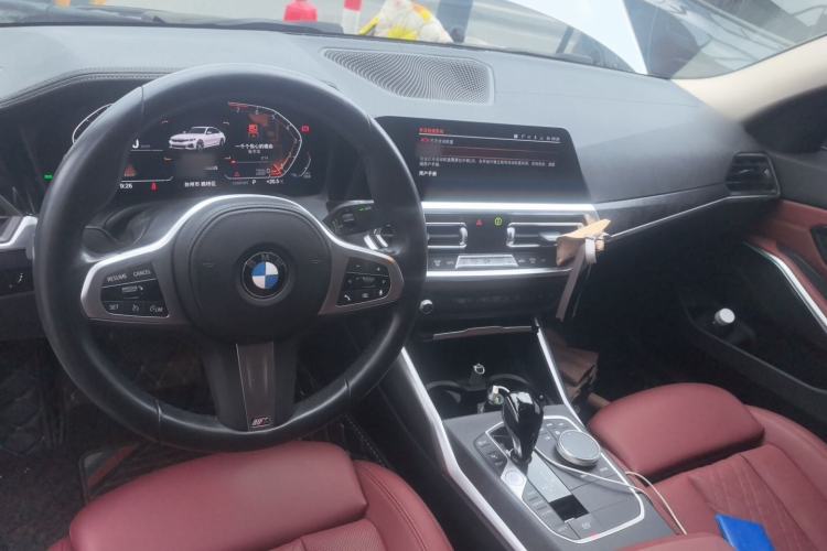 Used BMW 3 Series 2022 Updated 325i M Sport Package Center Console