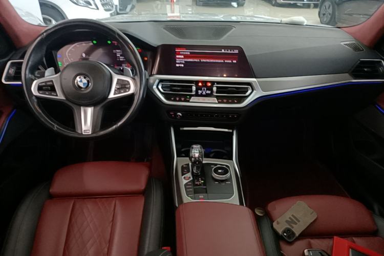 Used BMW 3 Series 2022 325i M Sport Night Edition Package Center Console