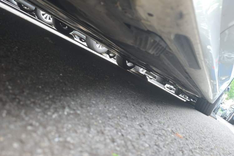 Used BMW 3 Series 2022 325Li M Sport Package Chassis Front Left