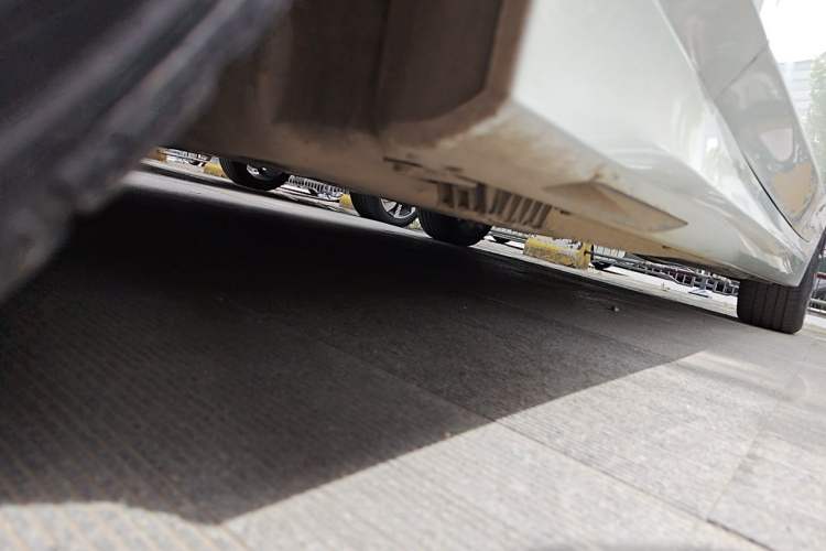 Used BMW 3 Series 2022 325Li M Sport Package Chassis Front Left