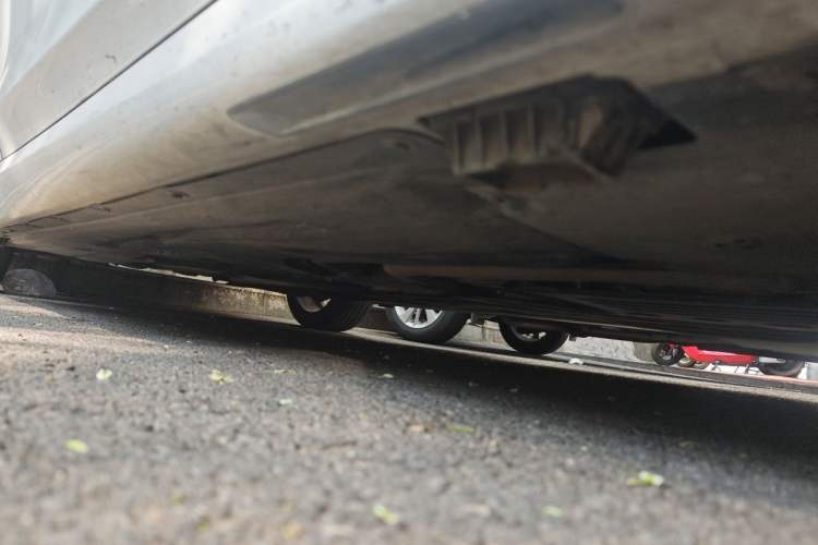 Used BMW 3 Series 2022 325Li M Sport Package Chassis Front Right