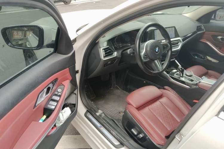 Used BMW 3 Series 2022 320Li M Sport Package Driver Seat
