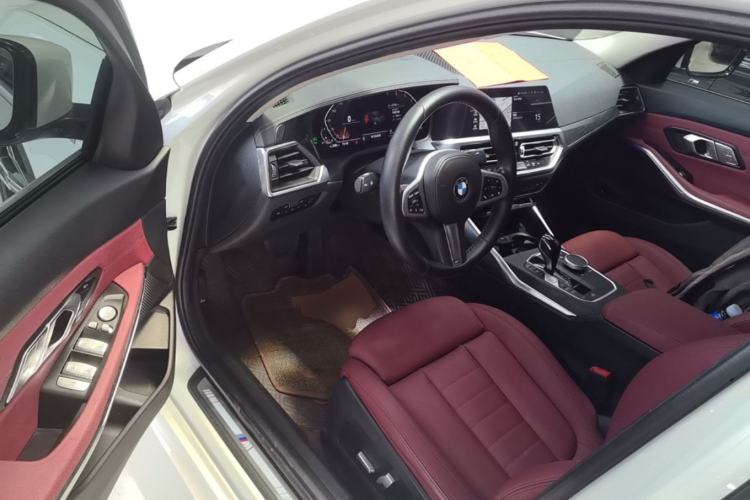 Used BMW 3 Series 2022 325i M Sport Package Driver Seat