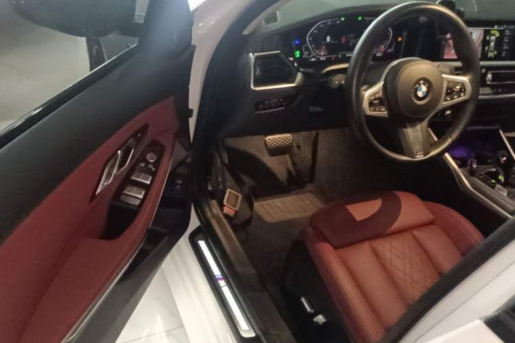 Used BMW 3 Series 2022 325Li M Sport Night Edition Package Driver Seat