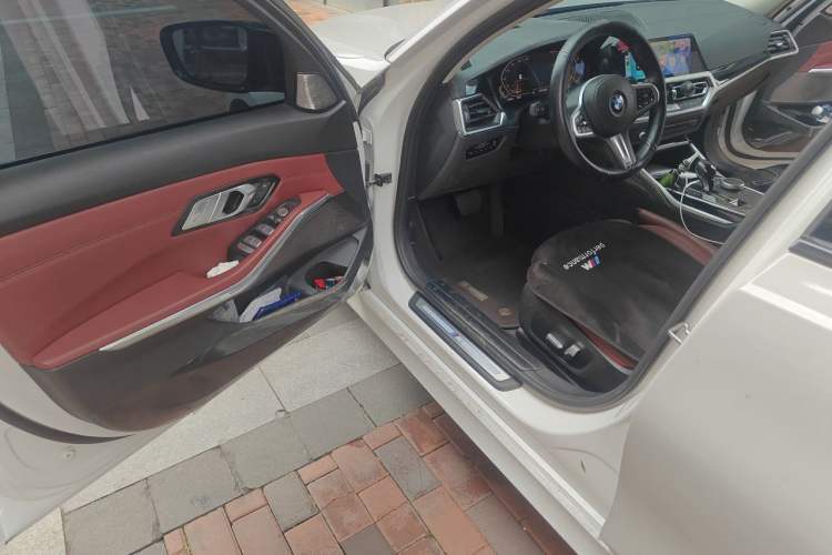Used BMW 3 Series 2022 320Li M Sport Package Driver Seat