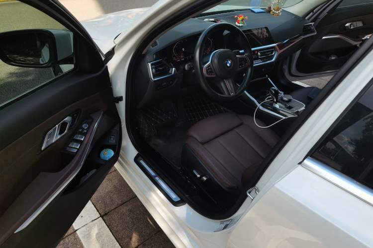 Used BMW 3 Series 2022 325Li M Sport Package Driver Seat