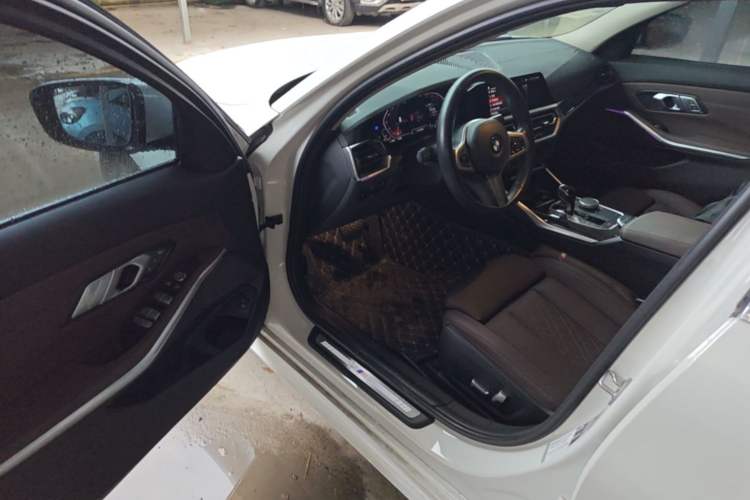 Used BMW 3 Series 2022 325Li M Sport Package Driver Seat