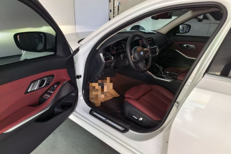 Used BMW 3 Series 2022 Restyled 320Li M Sport Package Driver Seat