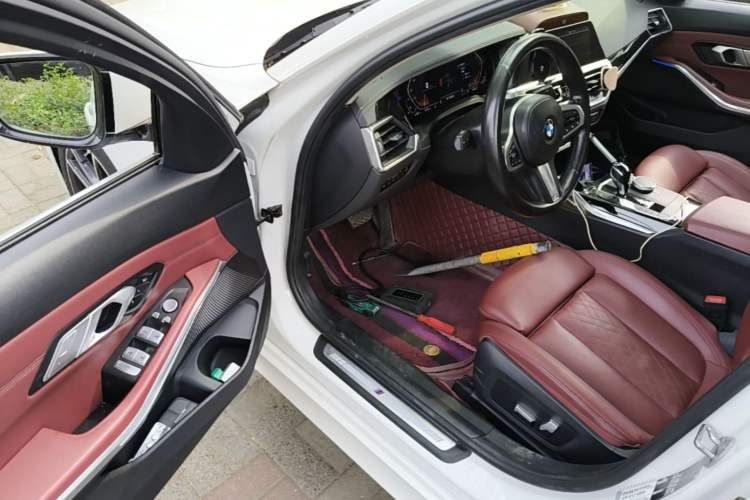 Used BMW 3 Series 2022 320Li M Sport Package Driver Seat