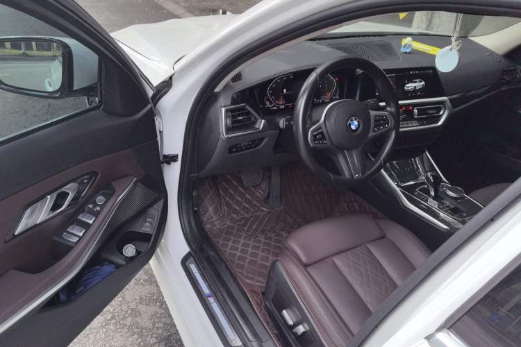 Used BMW 3 Series 2022 325Li M Sport Package Driver Seat
