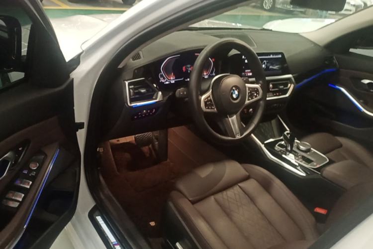Used BMW 3 Series 2022 Restyled 320Li M Sport Package Driver Seat