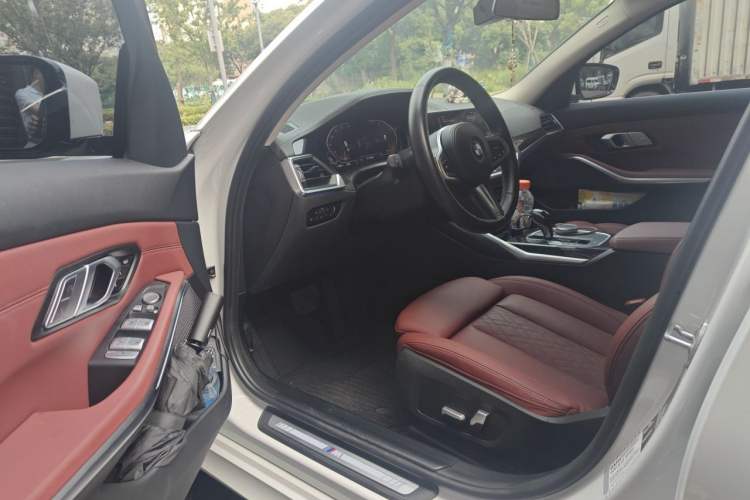 Used BMW 3 Series 2022 325Li M Sport Package Driver Seat