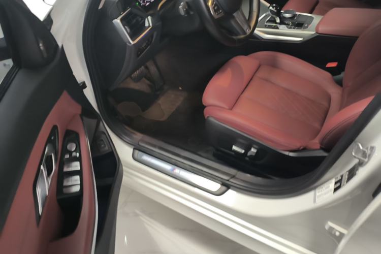 Used BMW 3 Series 2022 325Li M Sport Night Edition Package Driver Seat