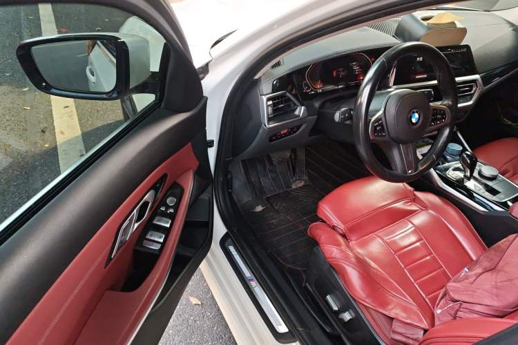 Used BMW 3 Series 2022 320Li M Sport Package Driver Seat